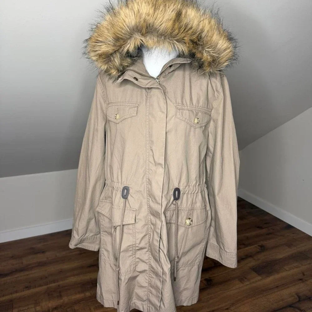 Liz Claiborne Petite Faux Fur Hood Utility Parka Bloke core